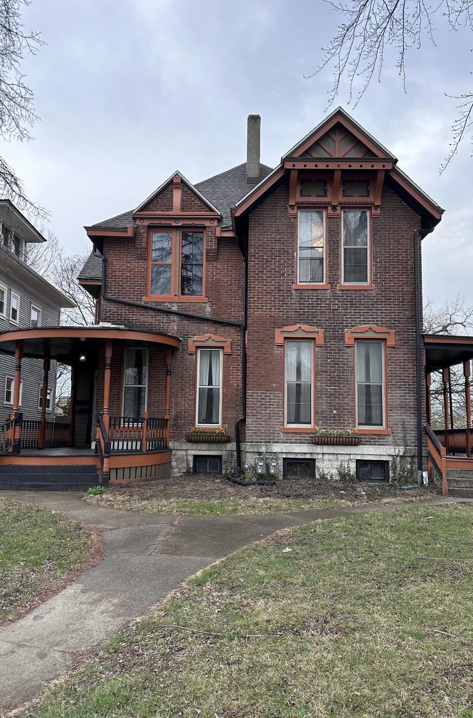 Exterior pic # 4
