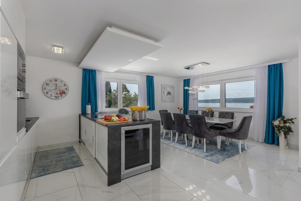 Kitchen and dining area