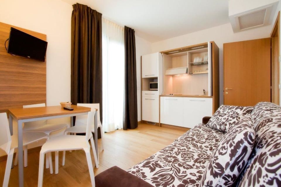 Loft | Living area | Flat-screen TV