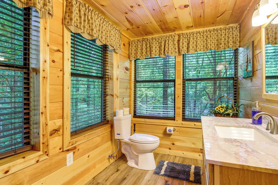 Half Bathroom | 1st Floor