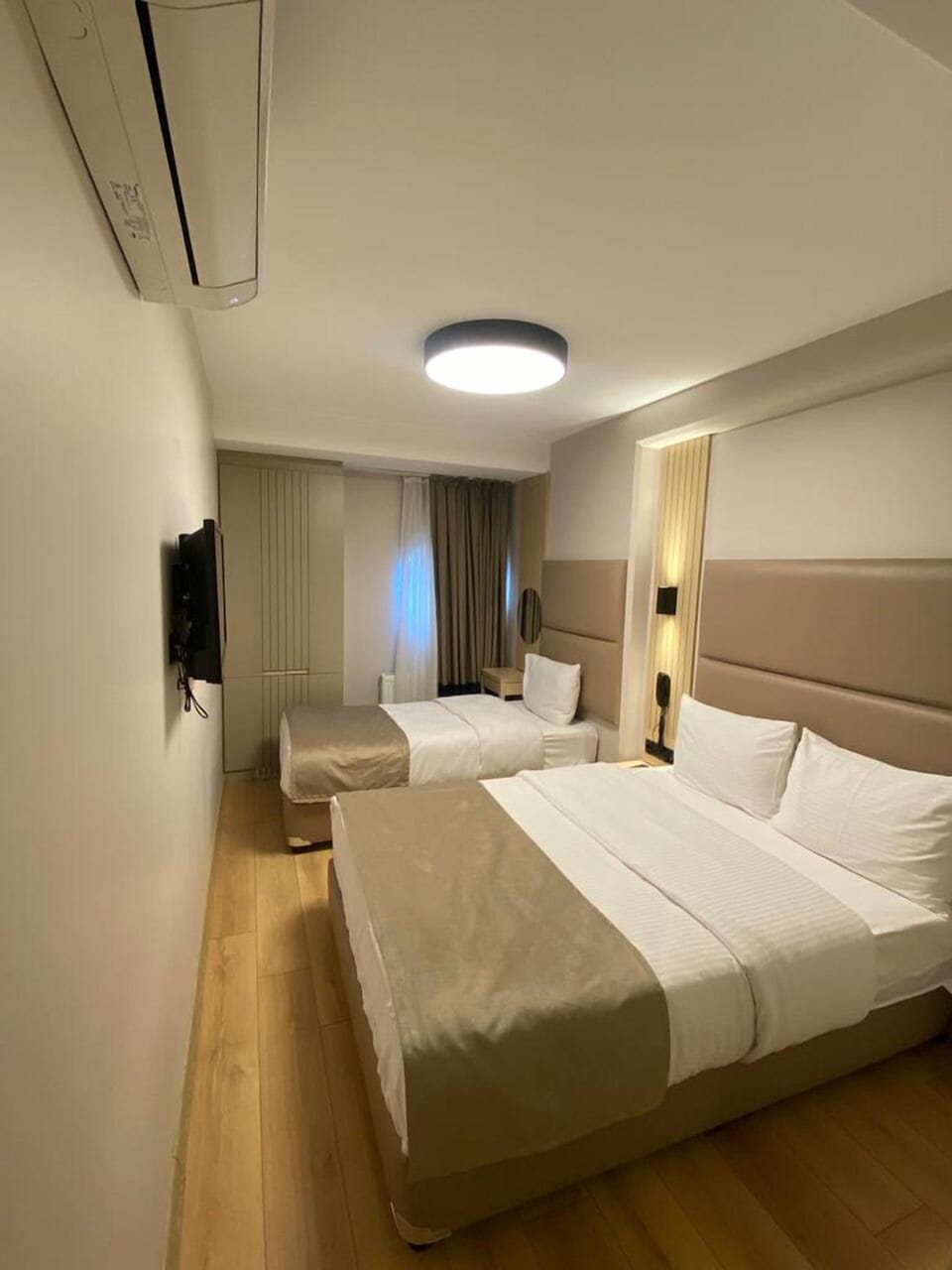 Double Room, No Smoking | Egyptian cotton sheets, premium bedding, desk, laptop workspace