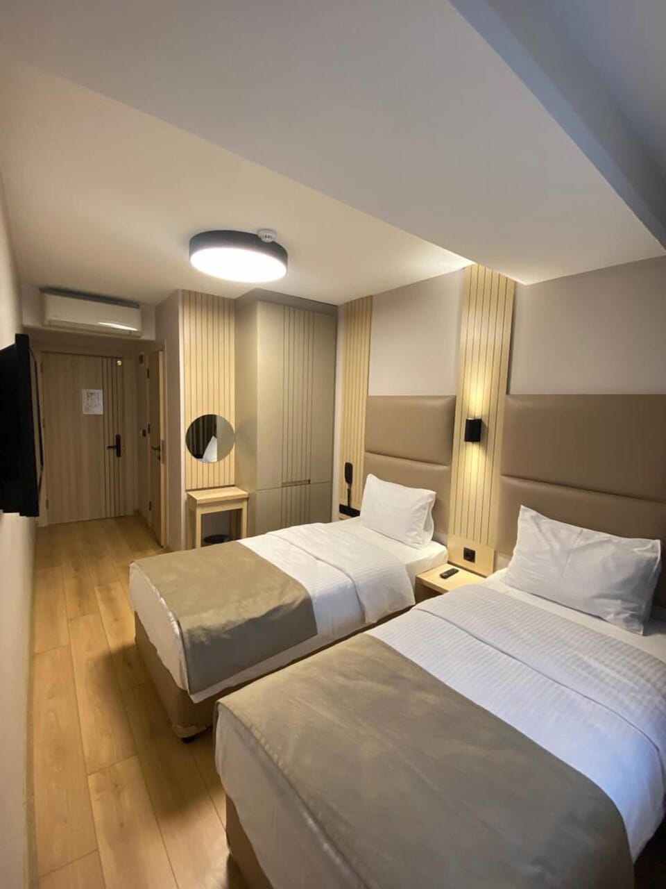 Egyptian cotton sheets, premium bedding, desk, laptop workspace