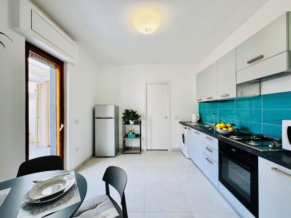 City Studio, City View | Private kitchen | Espresso maker, full-size fridge, microwave, oven
