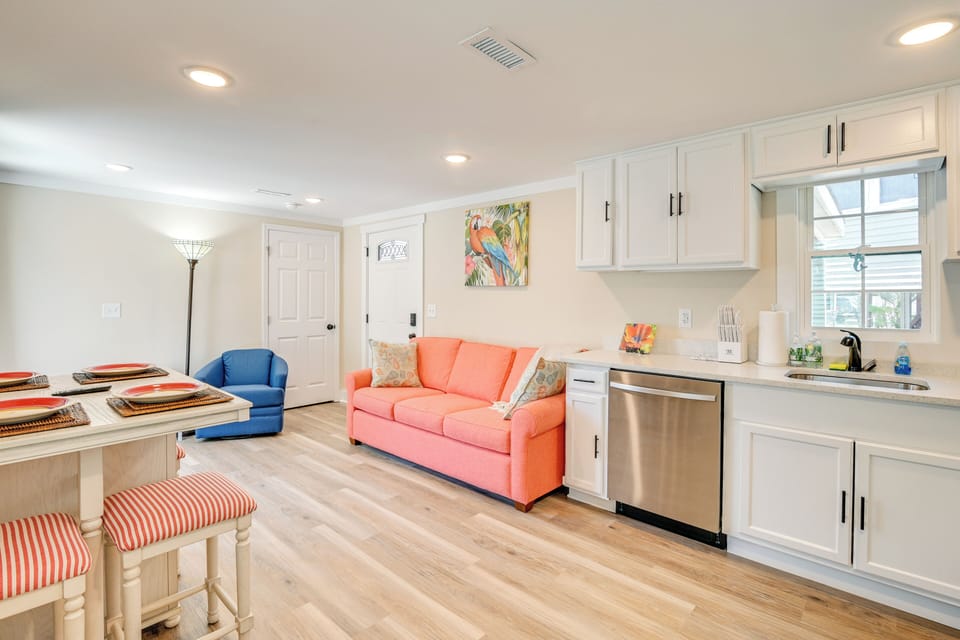 House (2 Bedrooms) | Interior