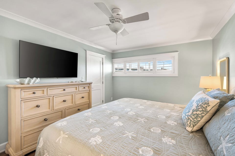Bedroom with King Bed