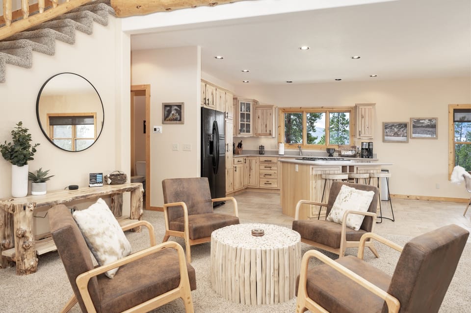Cabin, 4 Bedrooms | Interior