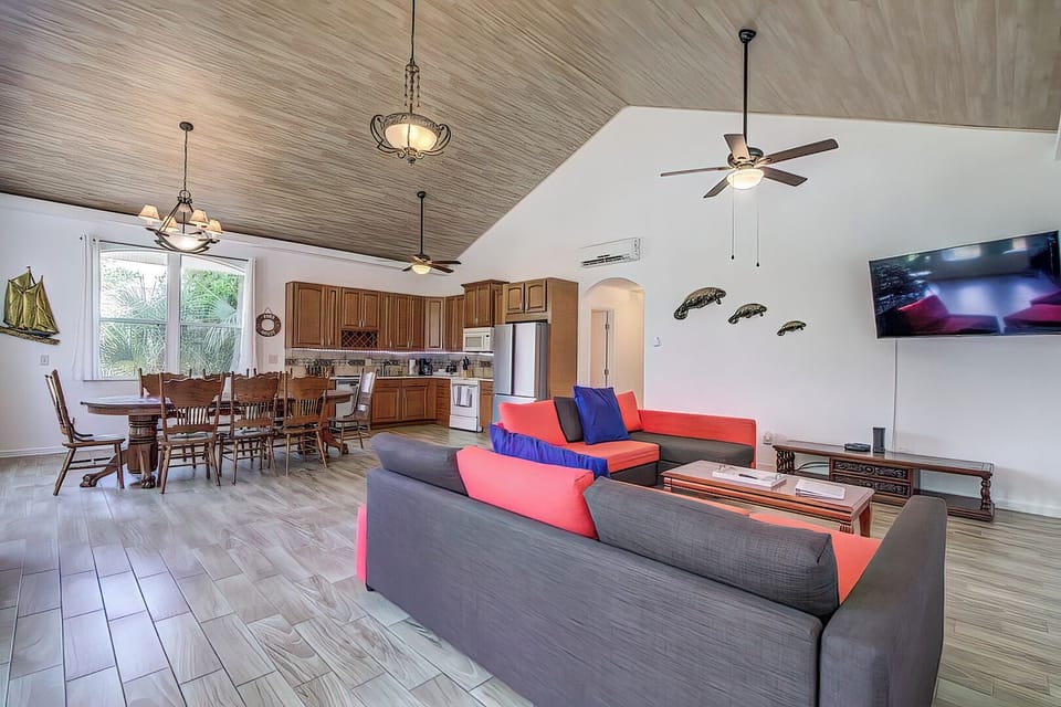 Open living area.