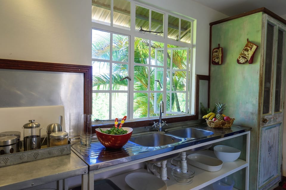Standard Chalet, 2 Bedrooms, Kitchen, Mountain View | Private kitchen | Coffee/tea maker, fridge, microwave, oven