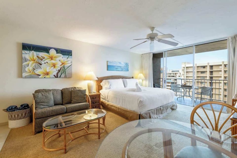 Studio features a King size bed and sofa sleeper to accommodate 3 people