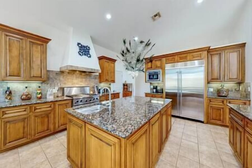Large chef's kitchen
