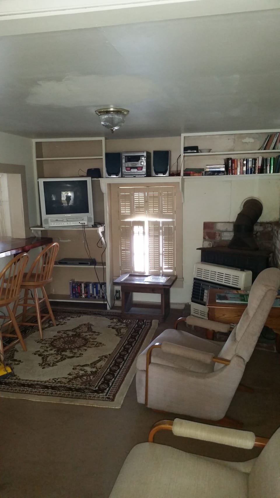House | Living area | Flat-screen TV