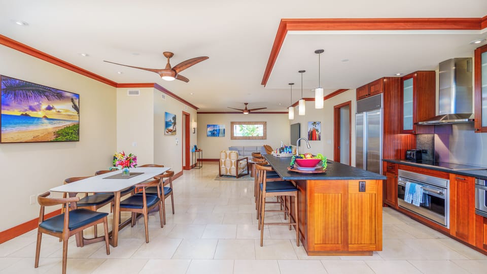 Perfect blend of indoor and outdoor living stepping in from the lanai.