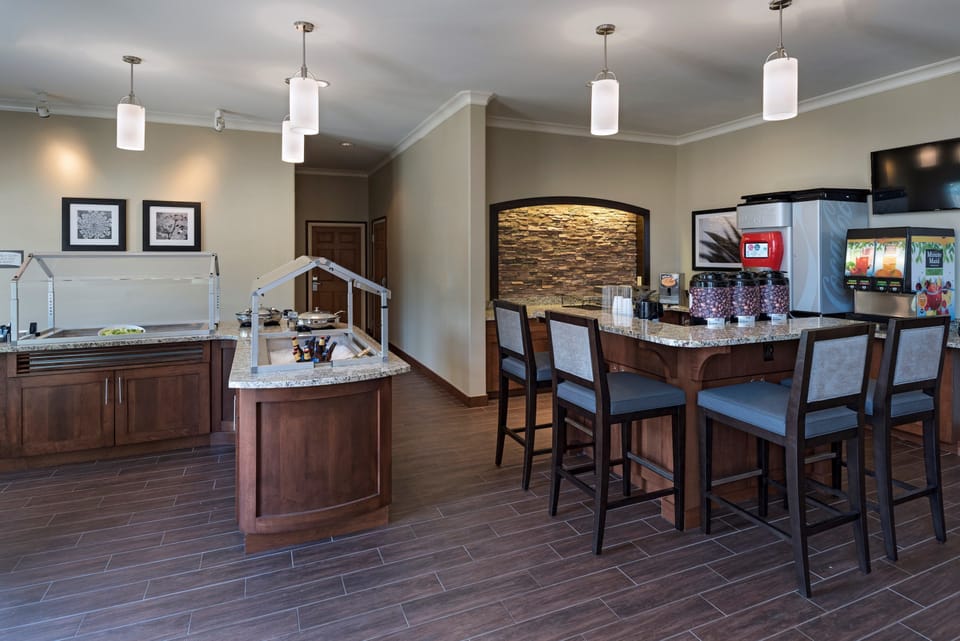 Enjoy FREE on-site breakfast when you stay with us!