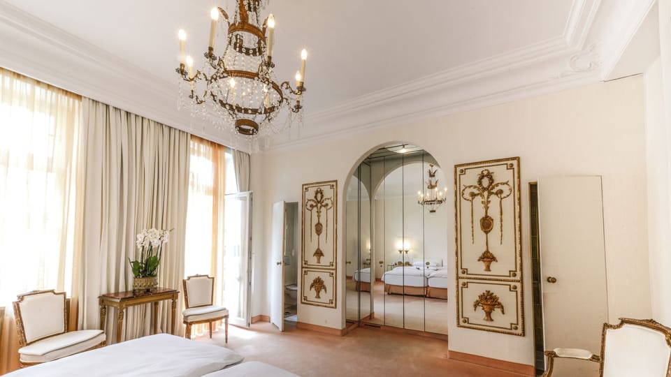 Deluxe Room | Premium bedding, down comforters, in-room safe, individually decorated