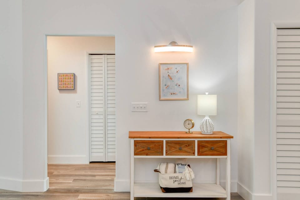 There is plenty of storage space in the queen bedroom!