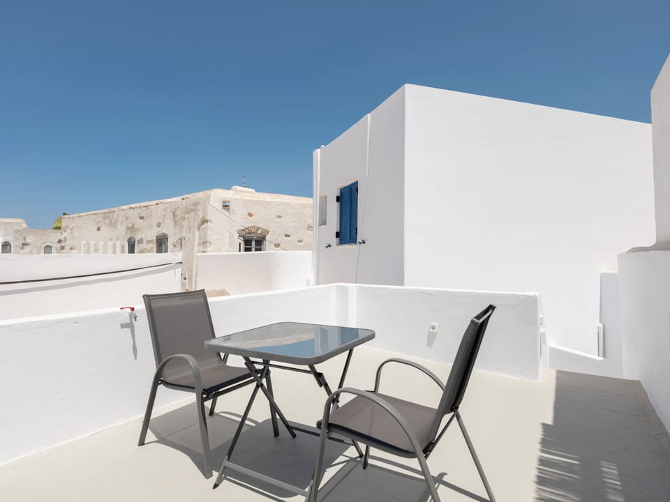 Basic Apartment, 1 Double Bed, Non Smoking, Private Bathroom | Terrace/patio