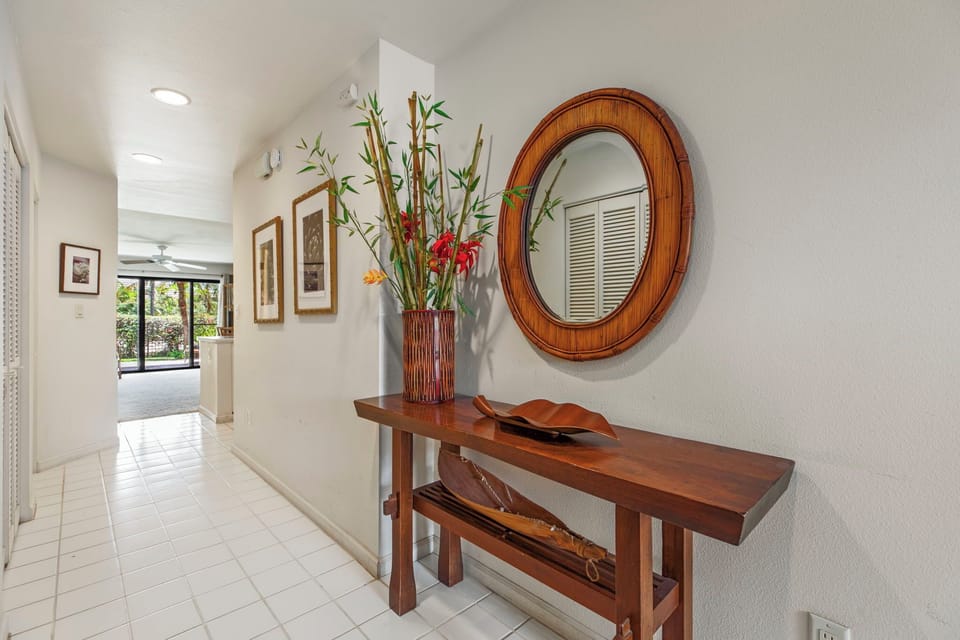 ENTRANCE HALLWAY
