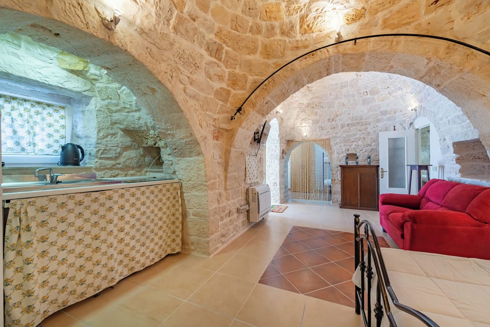 Family Villa, 1 Bedroom, Microwave, Mountainside (Trullo del Bosco In Martina Franca) | Interior