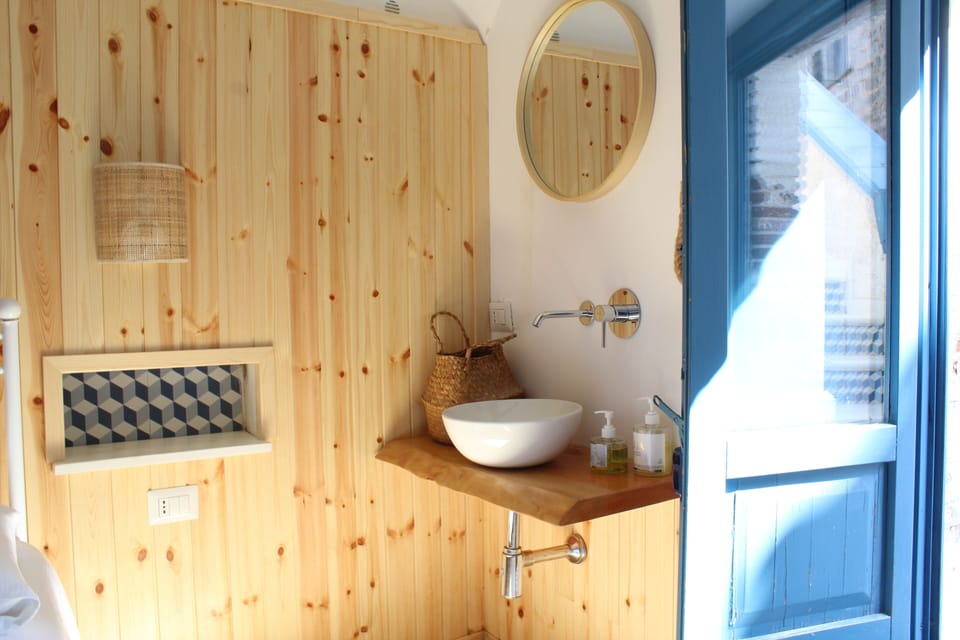 Classic Double Room | Free WiFi
