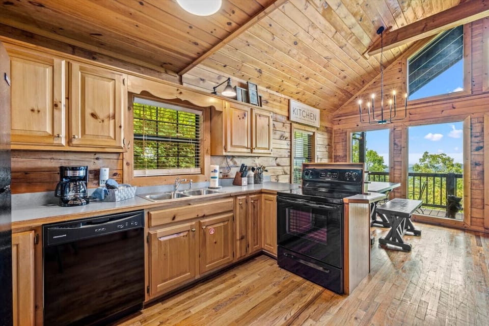 Prepare meals from the comfort of the kitchen while enjoy beautiful mountain views.
