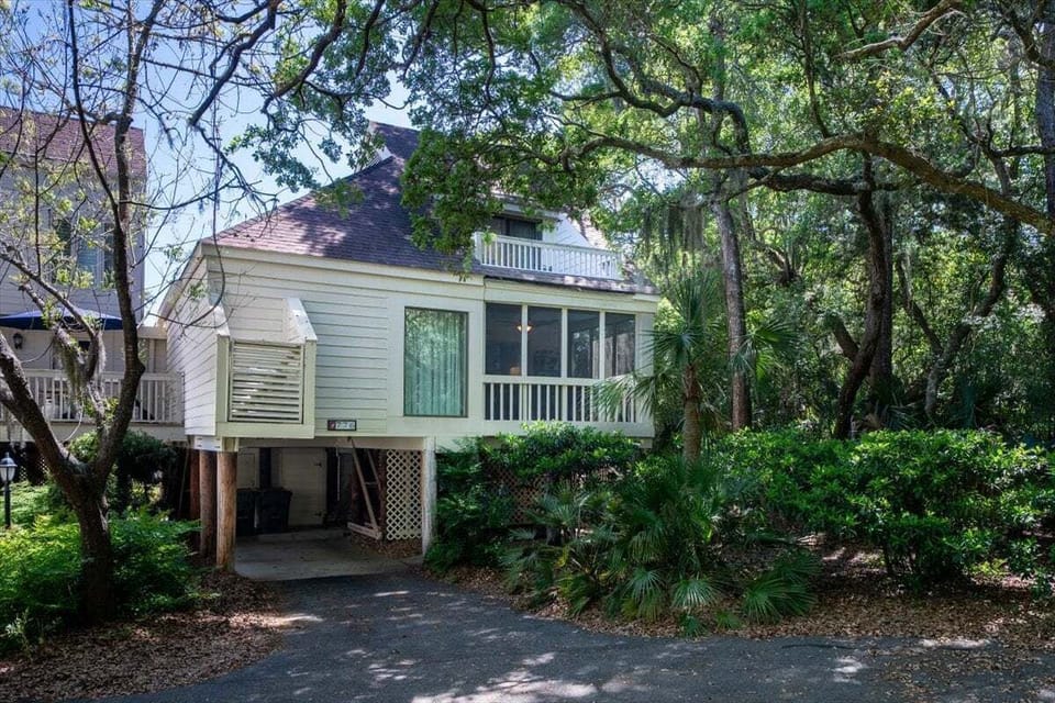 Welcome to 776 Spinnaker Beach House.  This end unit has 2 bedrooms and 2 baths