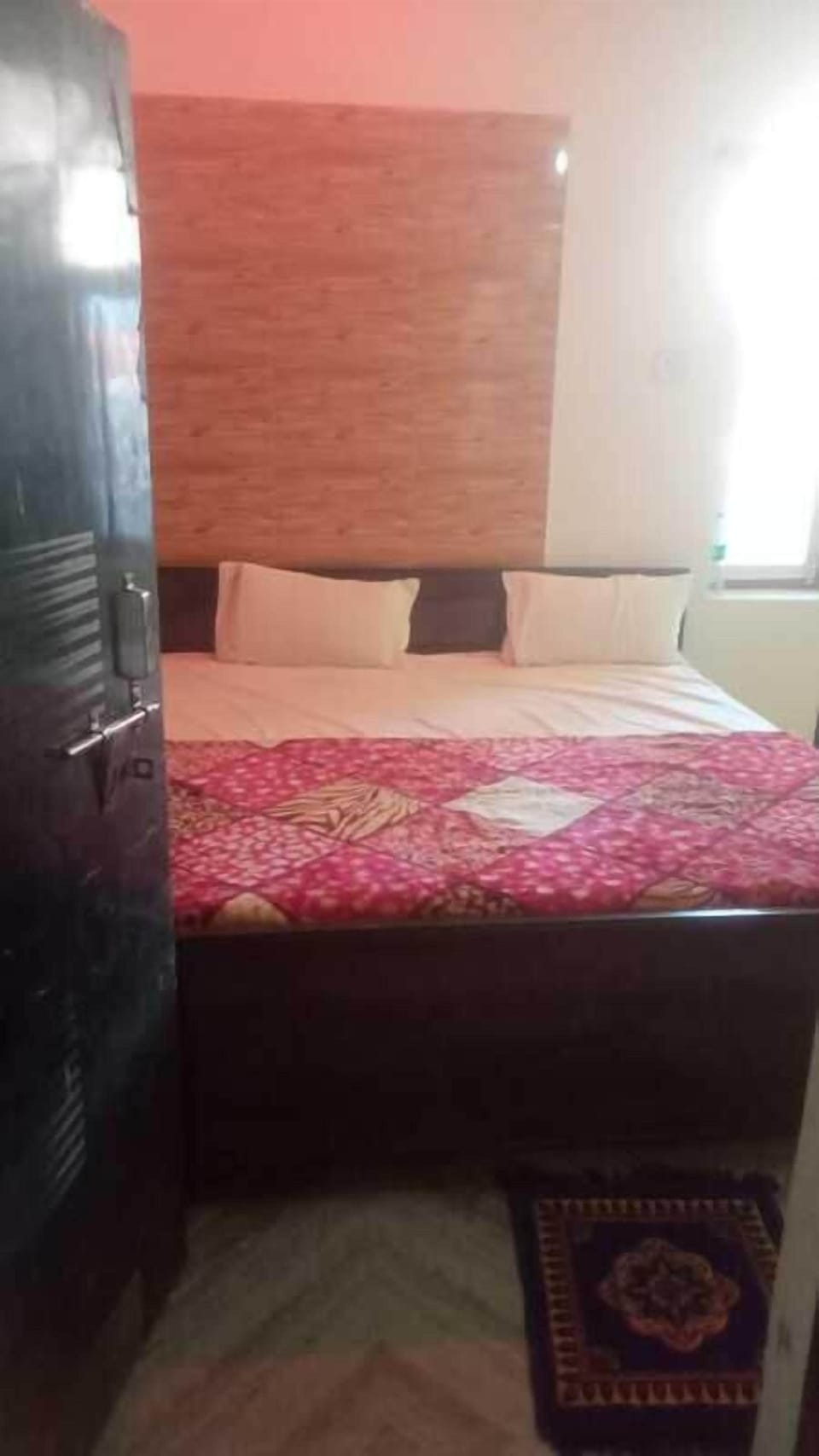 Standard Room | 1 bedroom, in-room safe, desk, laptop workspace