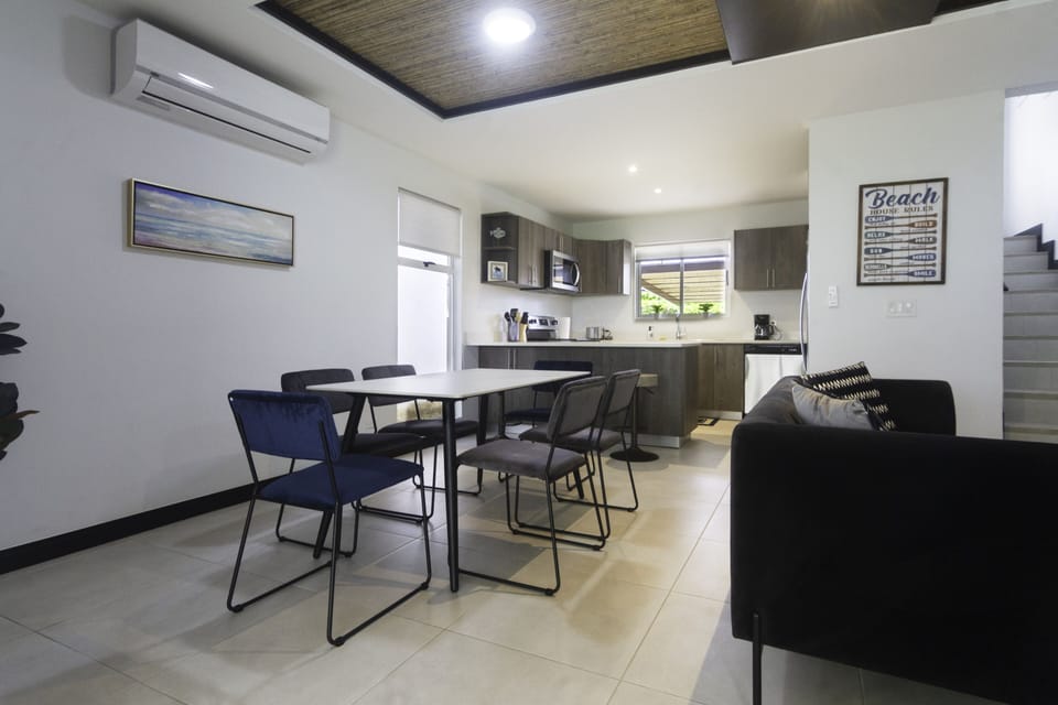 Condo, 3 Bedrooms | Dining
