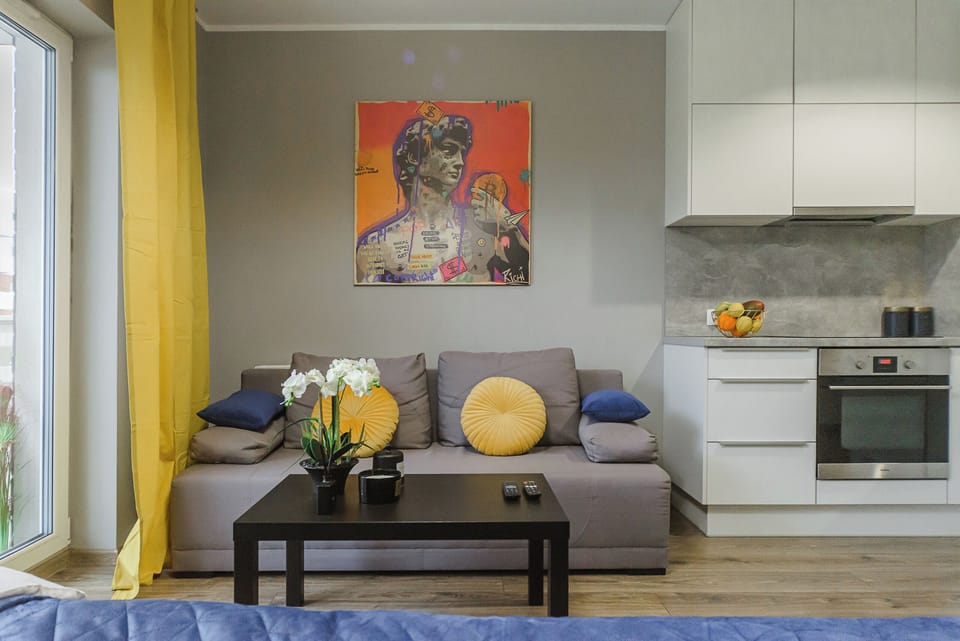Classic Apartment, Balcony, City View | 1 bedroom, blackout drapes, iron/ironing board, cribs/infant beds