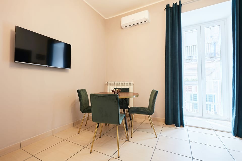 House | 1 bedroom, soundproofing