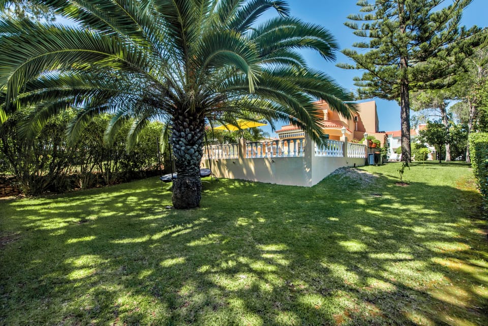 Villa, 4 Bedrooms, Accessible, Smoking | Garden