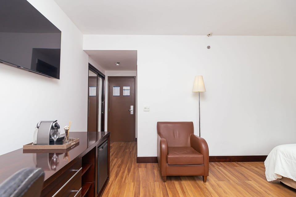 Suite | Free WiFi