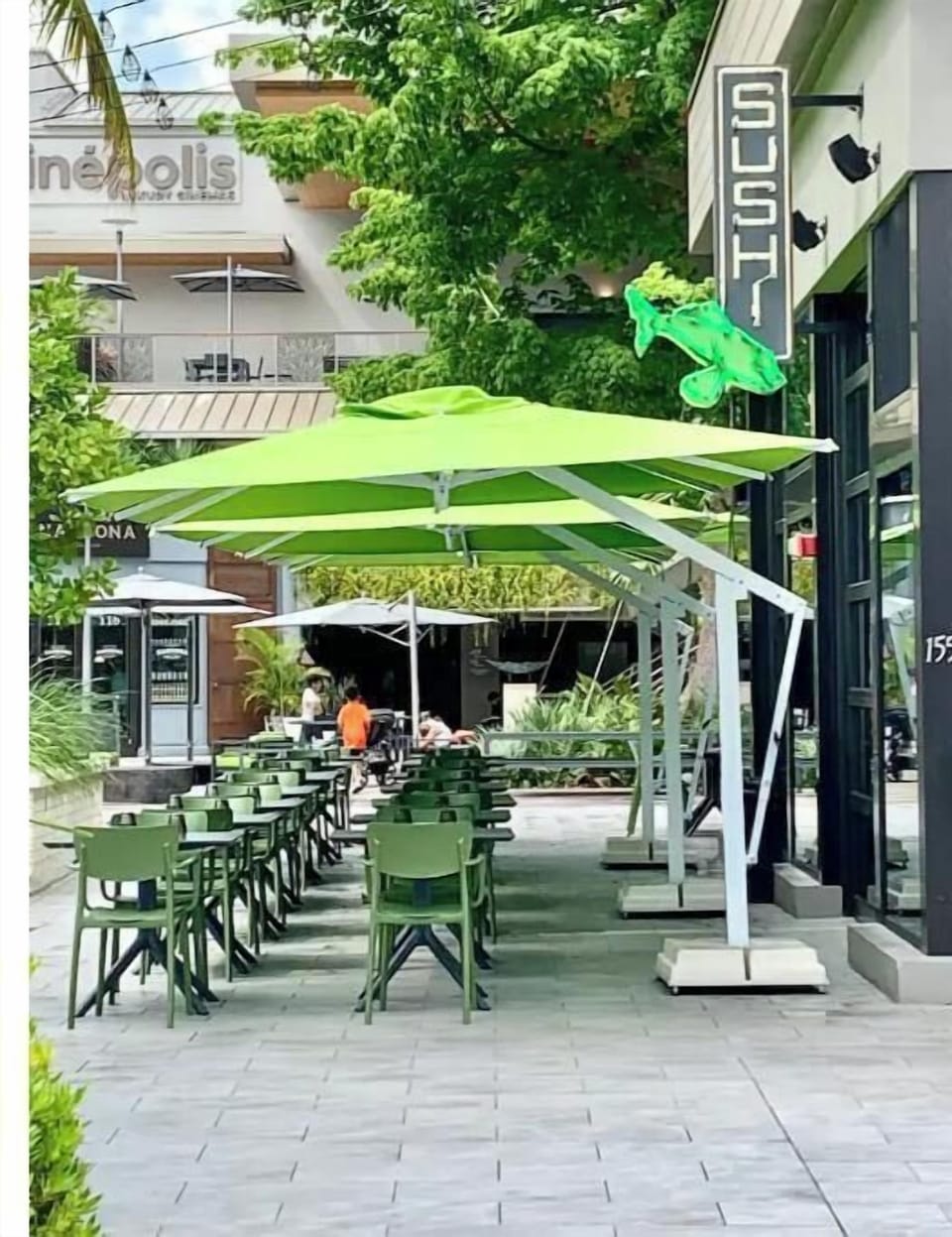 Outdoor dining