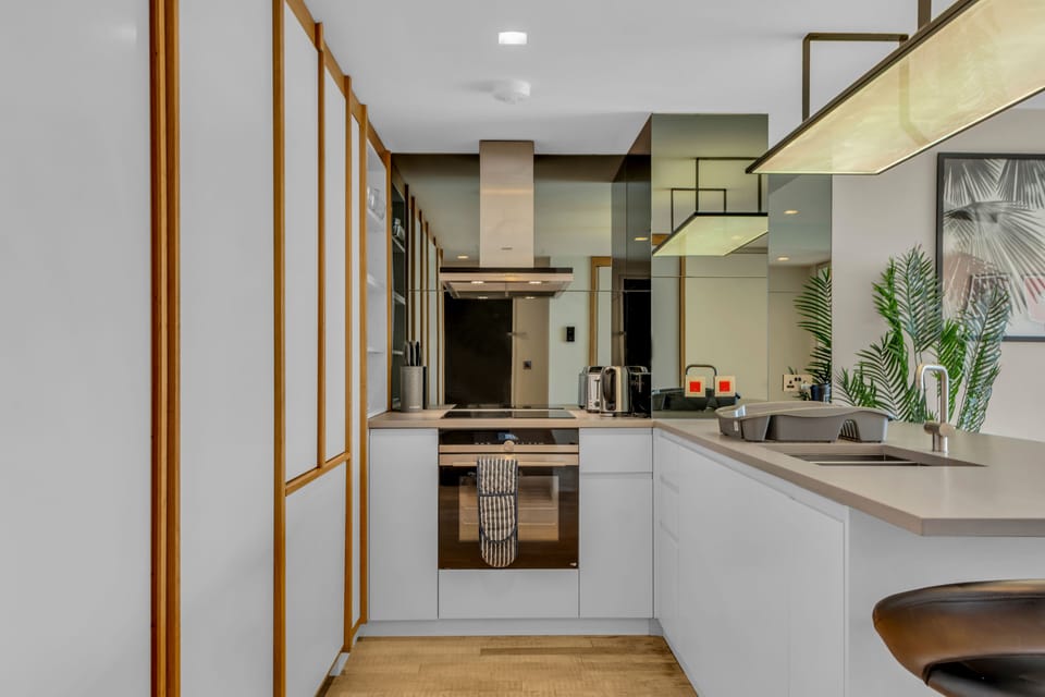 Apartment, 1 Bedroom, Non Smoking, Kitchenette | Private kitchen | Fridge, microwave, dishwasher, electric kettle