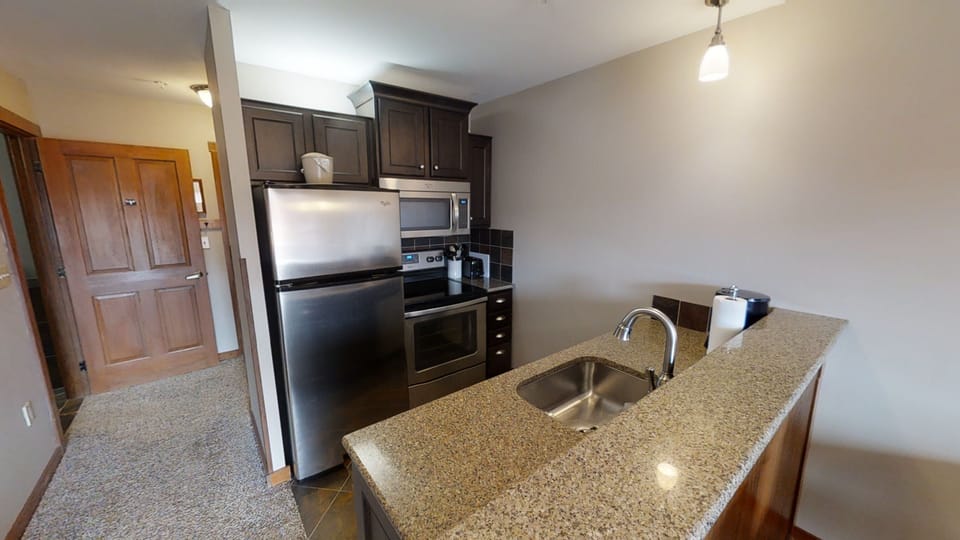 Indoors, Kitchen, Sink, Sink Faucet, Refrigerator