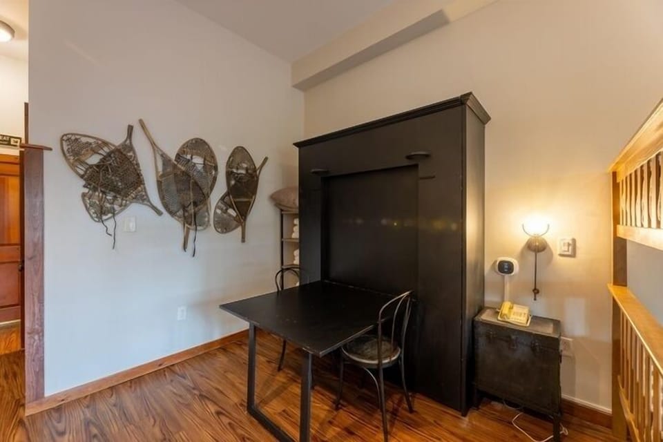 Indoors, Floor, Flooring, Hardwood, Furniture