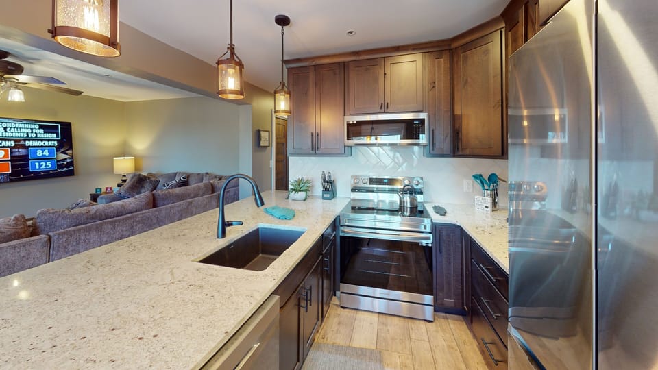 Indoors, Lamp, Sink, Screen, Sink Faucet