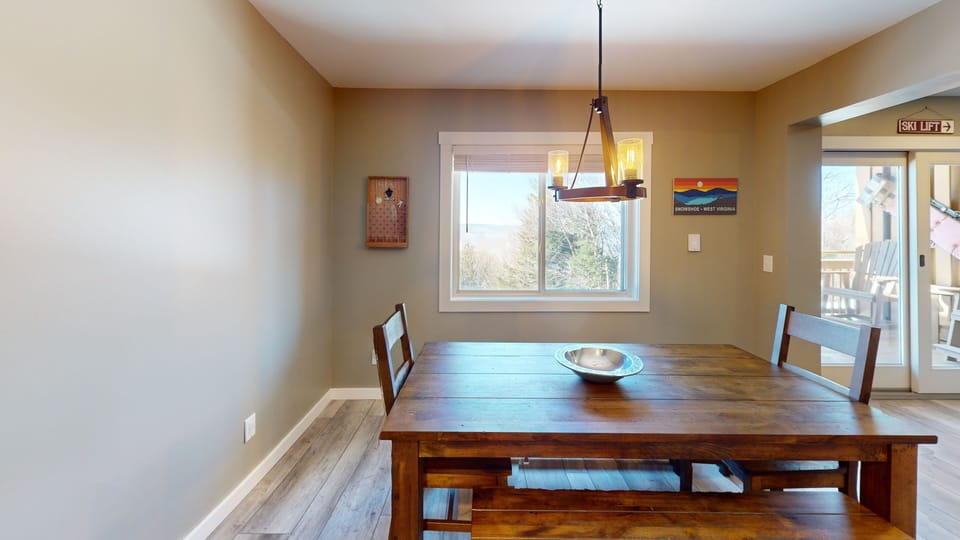 Furniture, Table, Hardwood, Dining Room, Dining Table
