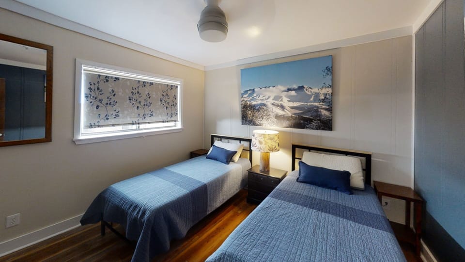 Bed, Bedroom, Furniture, Indoors, Lamp