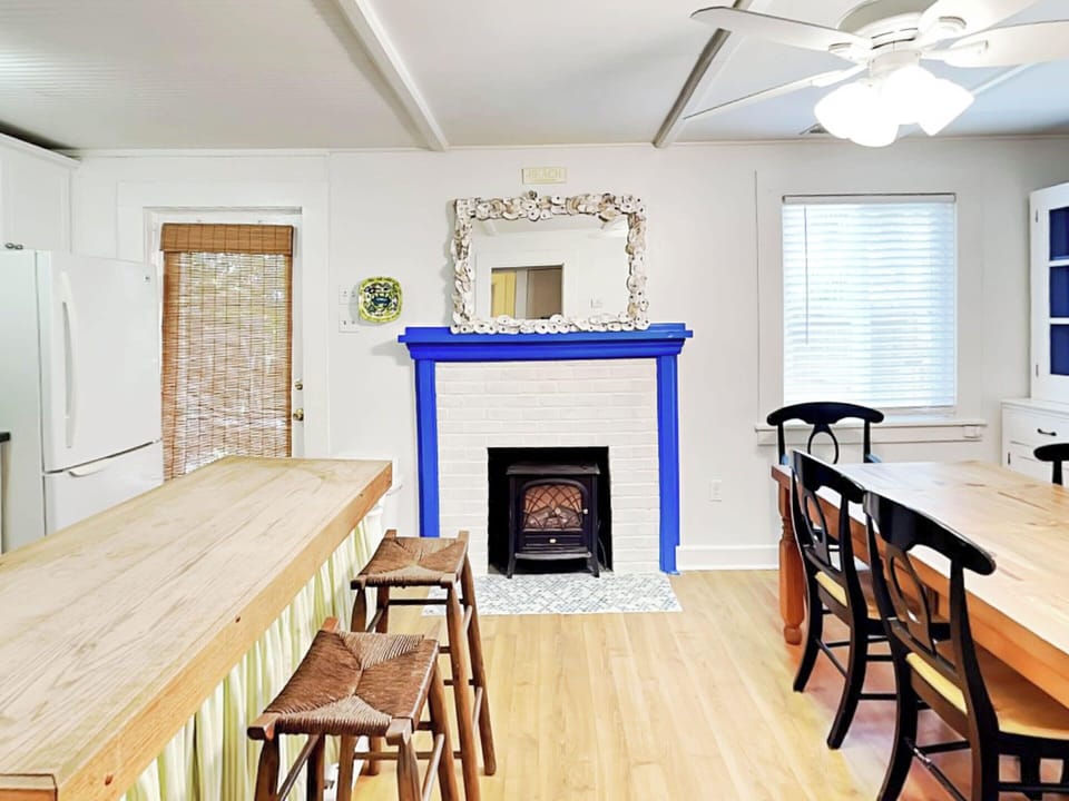 House, Multiple Beds, Patio, Garden View (A Shore Thing) | Dining