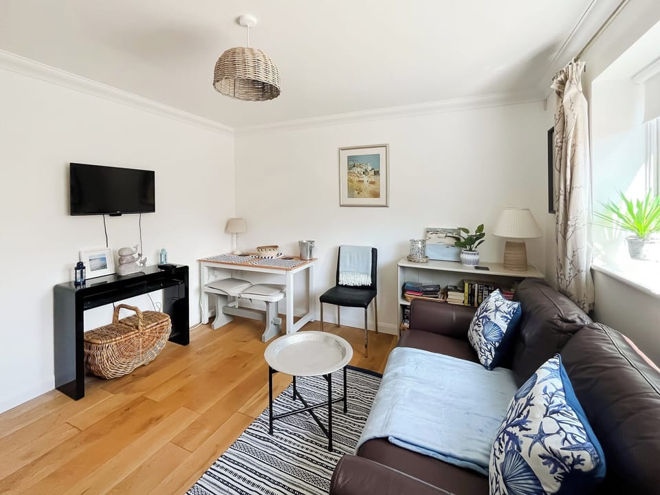 Open plan living space | Sea breeze, Pagham near Bognor Regis