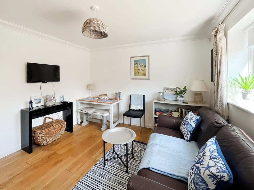 Open plan living space | Sea breeze, Pagham near Bognor Regis