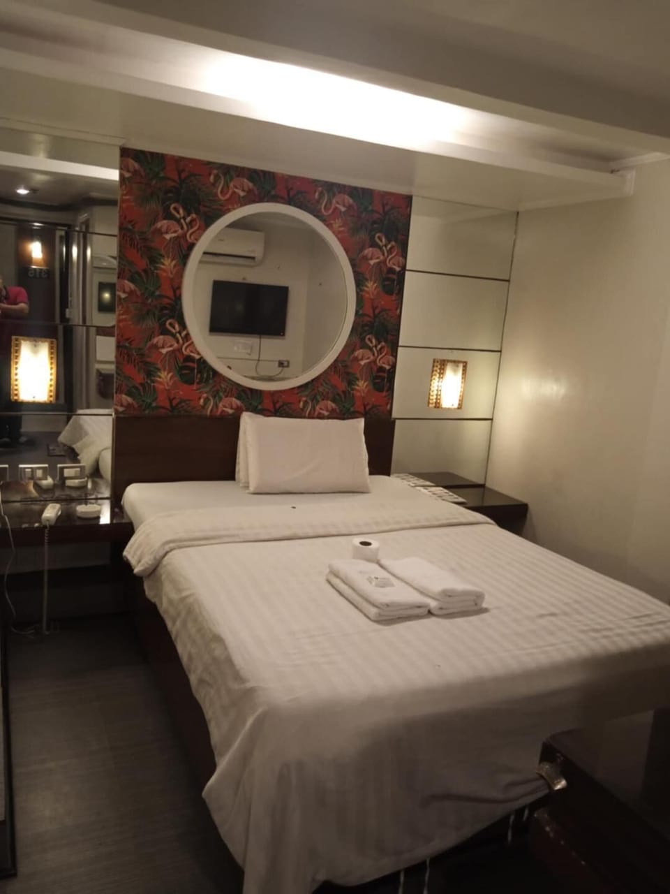 Single Room | Free WiFi