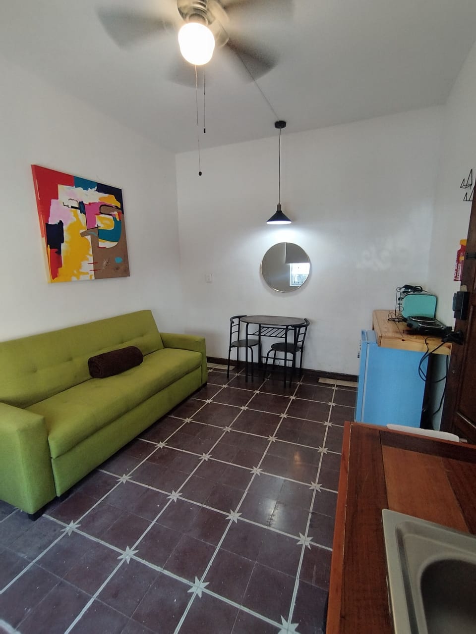 Business Double Room, Non Smoking, Ground Floor | Living area | 32-inch Smart TV with digital channels