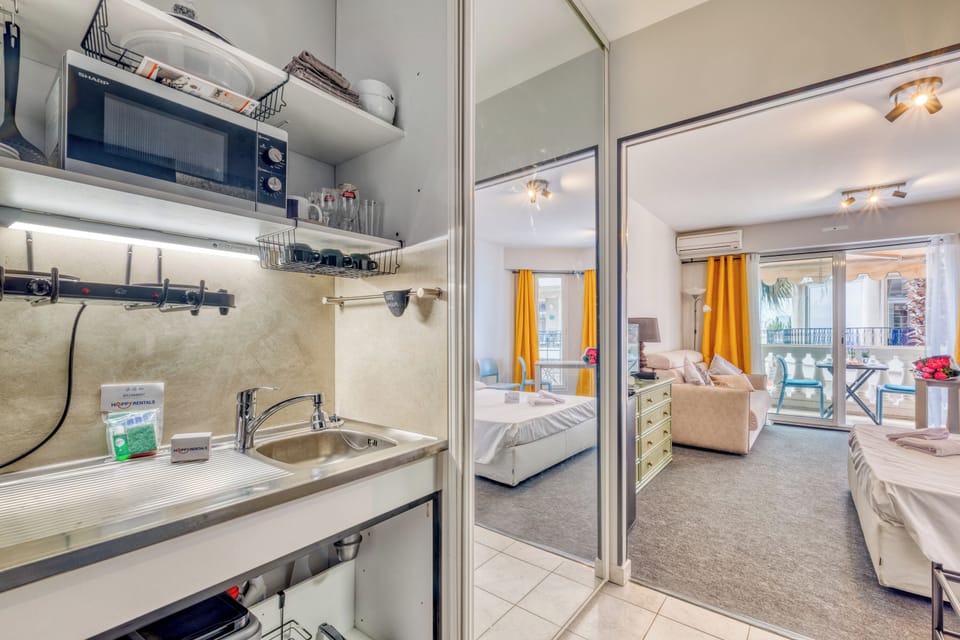 Kitchenette