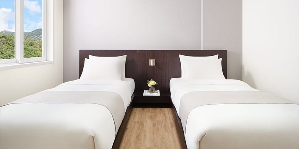 Deluxe Twin Room | Bed sheets