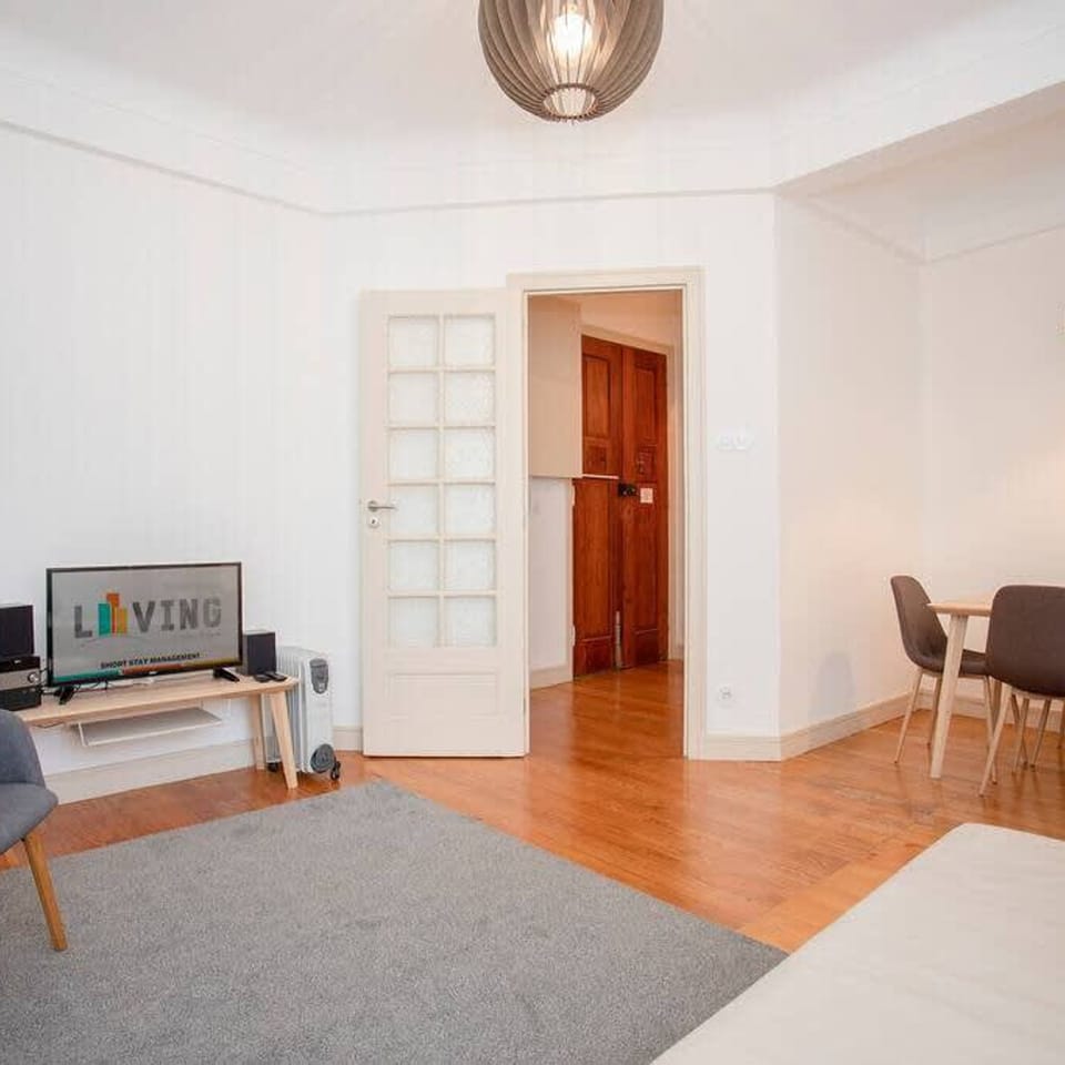 House | 3 bedrooms, high-speed internet