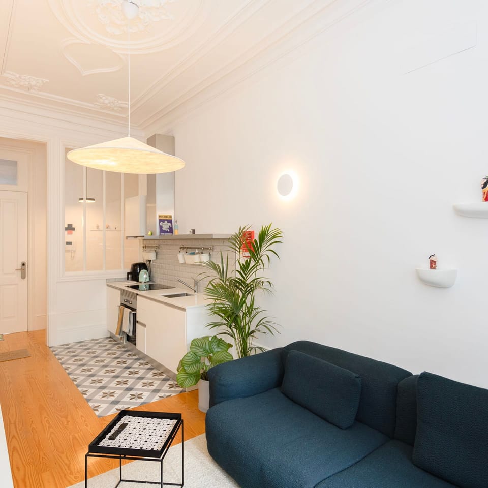 House | 2 bedrooms, desk, Internet