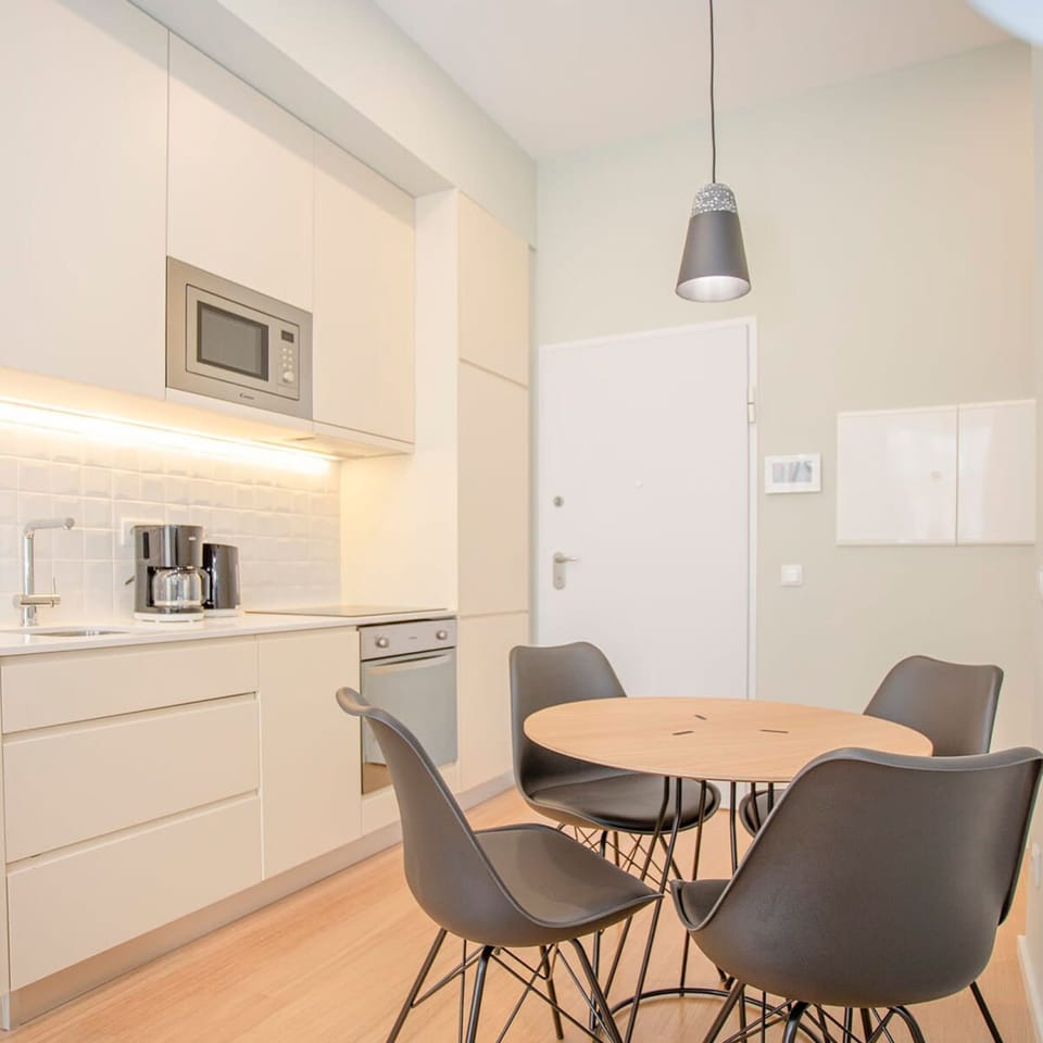 House | 1 bedroom, desk, Internet