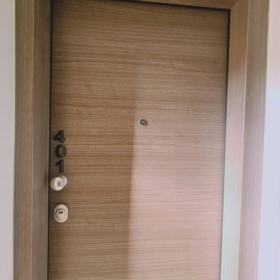 House | 1 bedroom, soundproofing