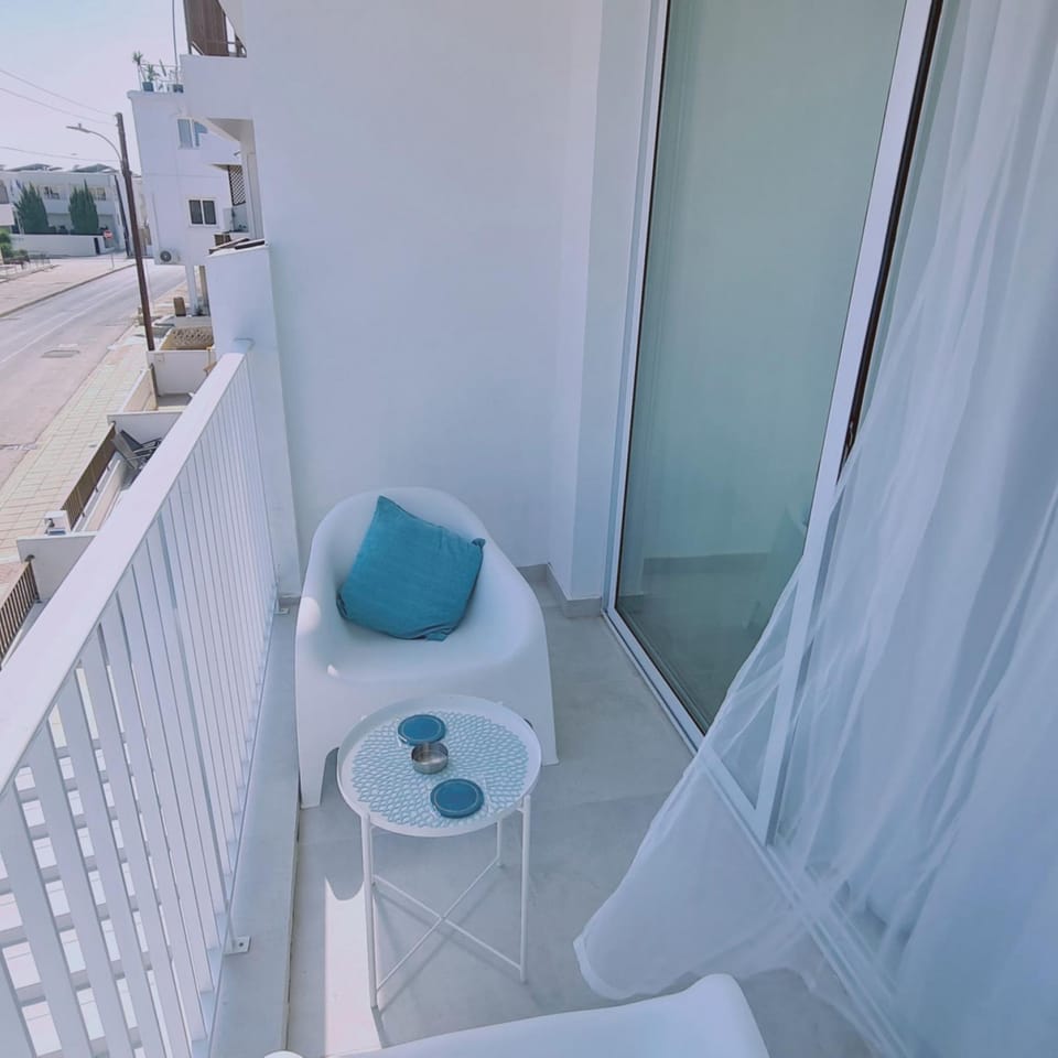 Studio | 1 bedroom, soundproofing